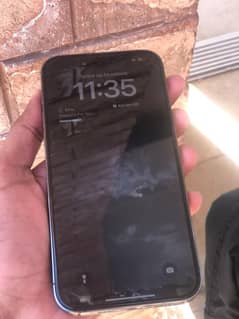 iPhone 14 Pro Max selling