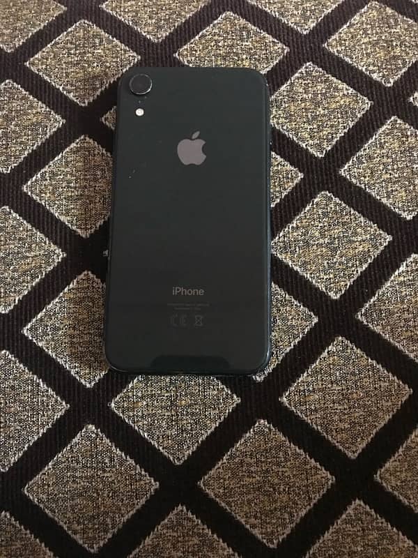 IPhone XR non pta price negotiable 1