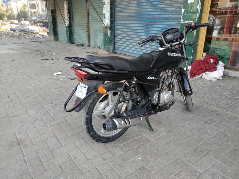 Suzuki GD110 4