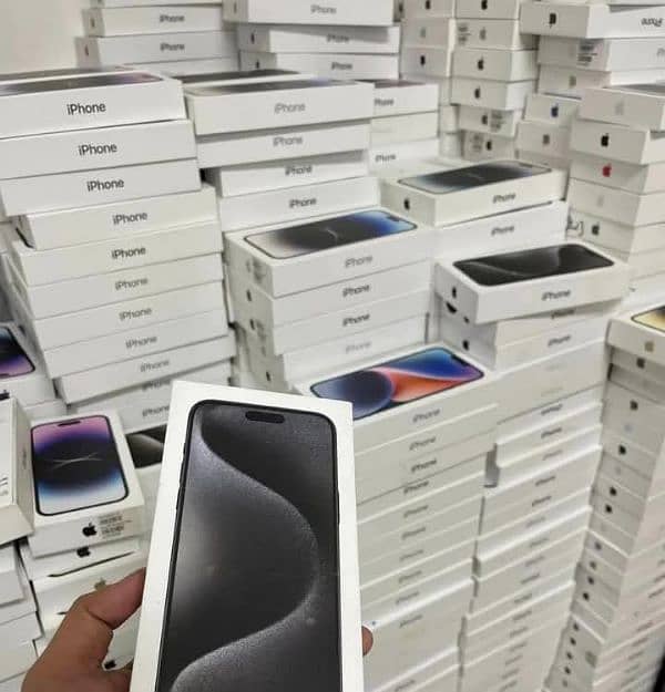 i Phone 8plus, 11,12,13,14,15 pro max on instalment Whatsap 3062623924 12