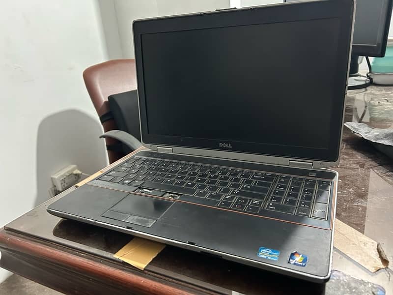 Dell i5 laptop 0