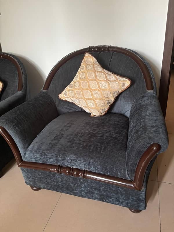 5 Seater Sofa Set for Sale 2