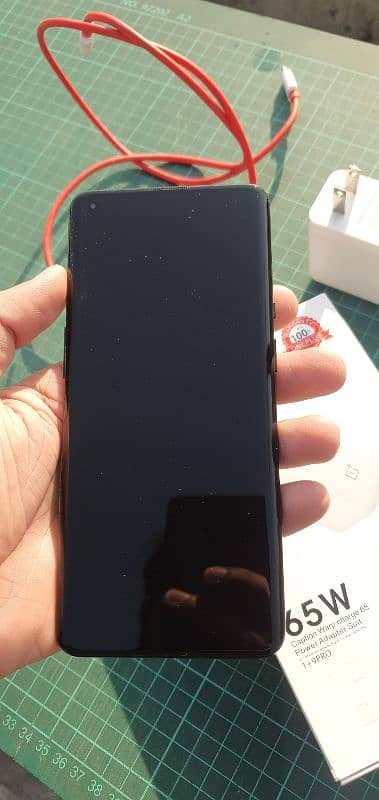 OnePlus 9 Pro Condition 10/10 (Scratchless) 1