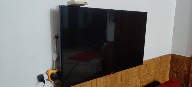 LG tv 42 inch original lg new model 0