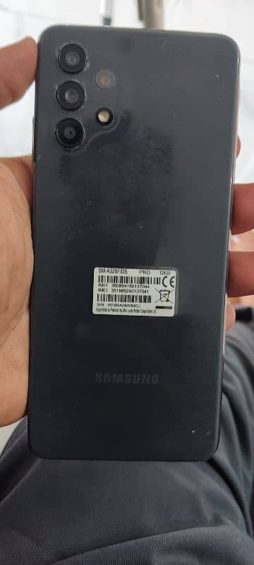 selling my Samsung A32 4