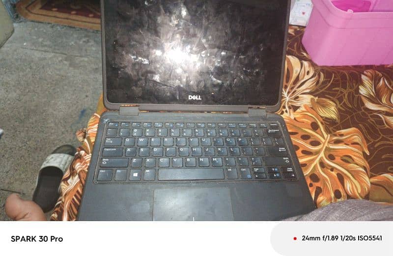 Dell latitude 3190 2in1 128 ssd. +intel pentium silver n5000 2