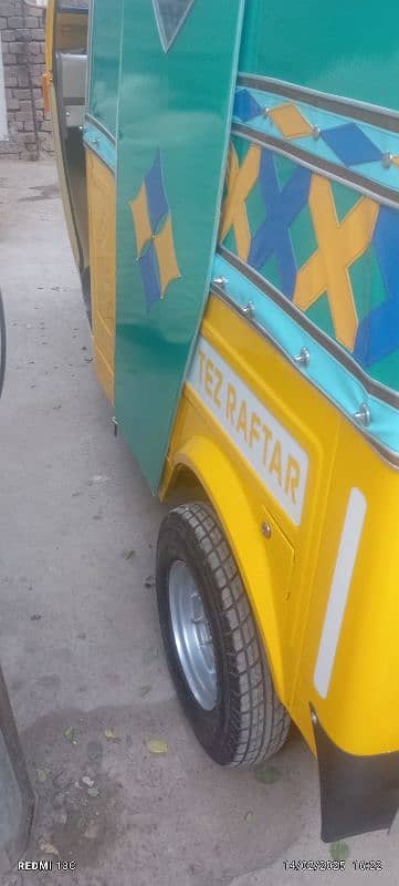 urgent sale  tez raftaar auto rickshaw 7