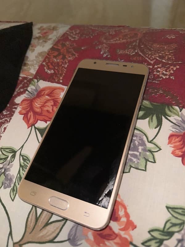 Samsung Galaxy j7 prime 1