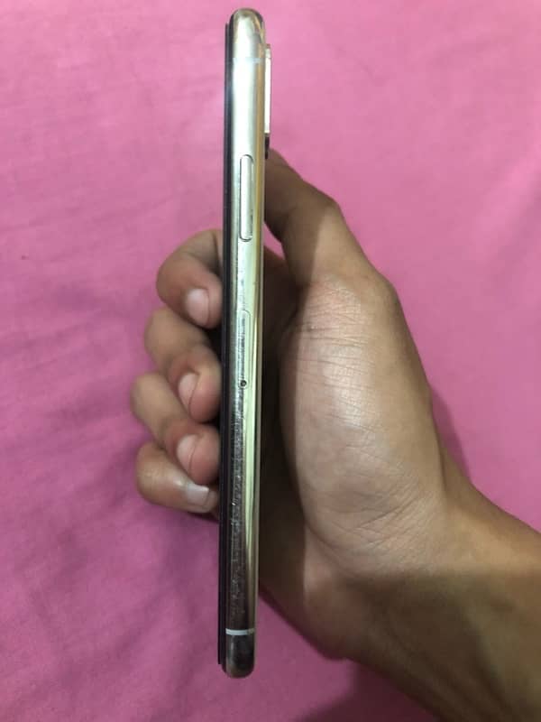 IPhone X 256 GB Non PTA 5