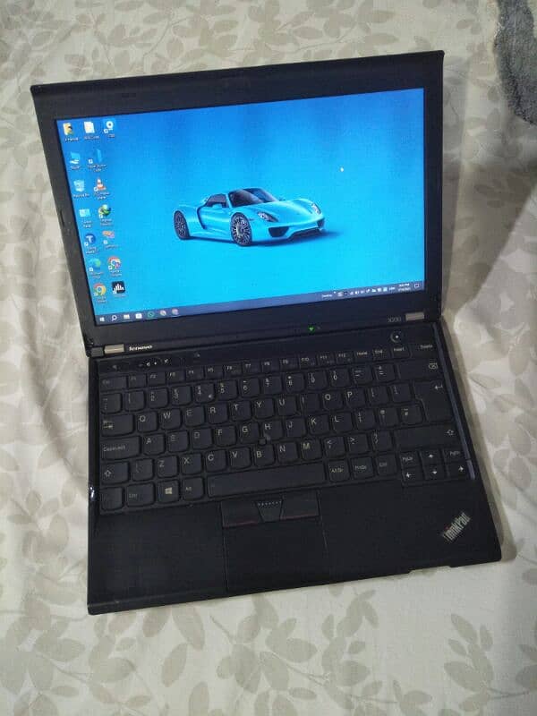 Core i7 3rd Generation Lenovo Thinkpad X230 8gb , 256gb Laptop 13