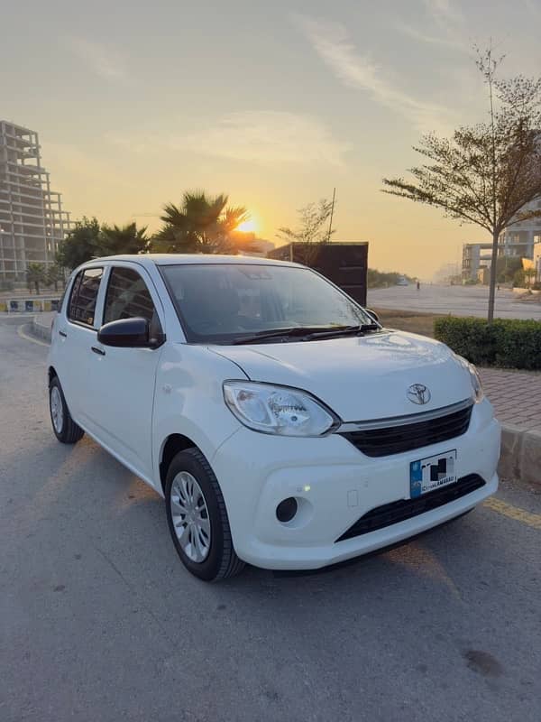 Toyota Passo 2021 1