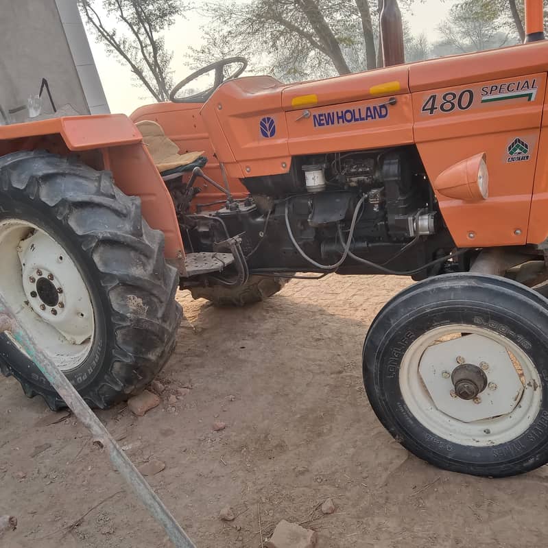 Fiat NH480 Tractor model 2007 for sale 0