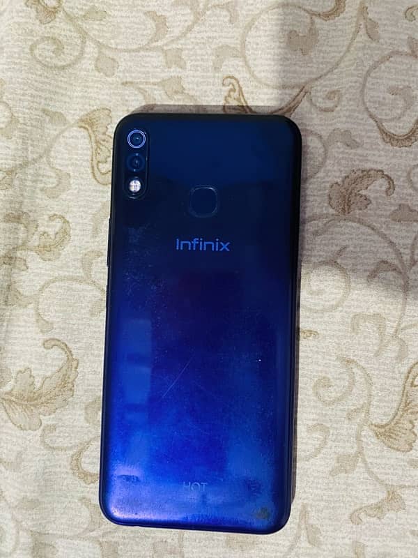 iPhone 6s Jv 32 gb & infinix hot 8 lite 32gb (exchange) 2