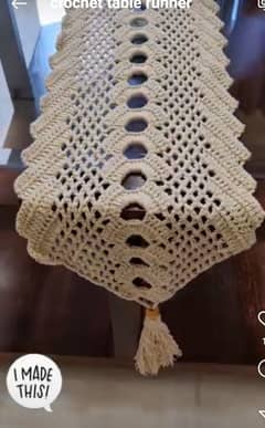 crochet table runners and table mats