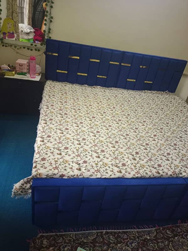 Single beds slightly used 6