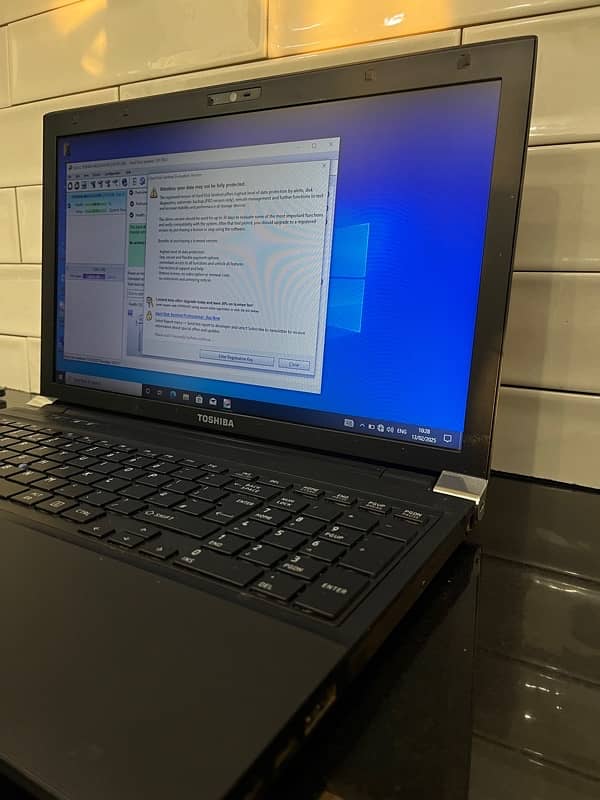 Laptop Toshiba 4