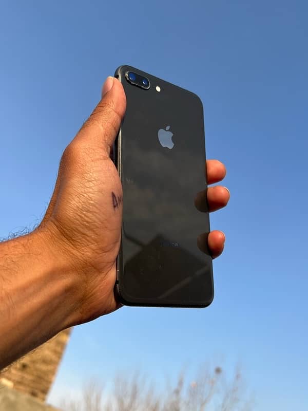 Iphone 8+ JV 2