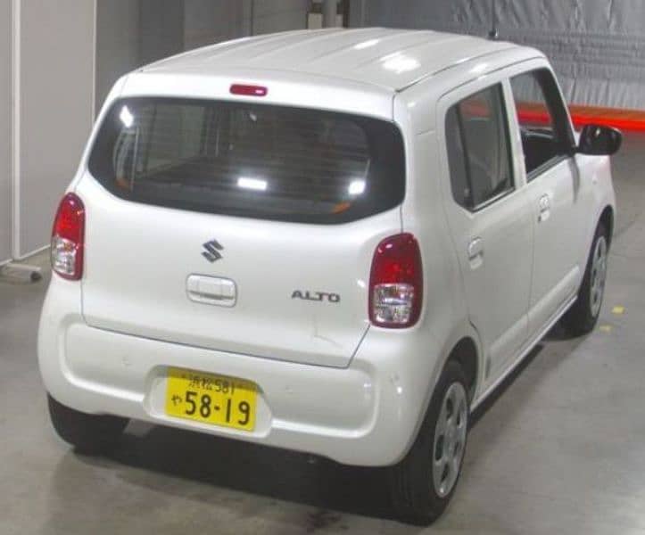 Suzuki Alto 2022 Pearl white 3