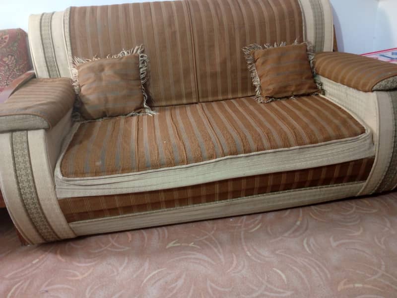 2 seater sofa 0