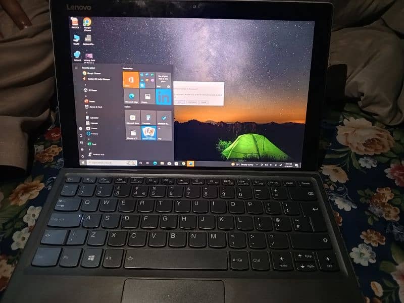 Lenovo ideapad touch laptop 3