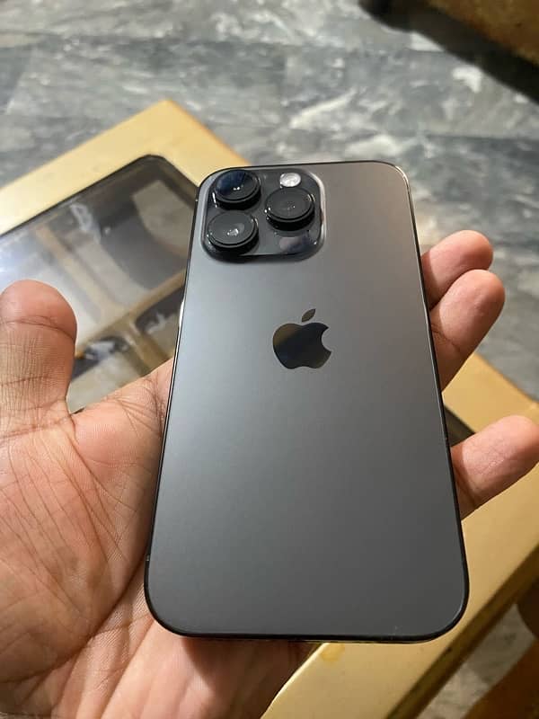 i phone 14 pro brand new 2