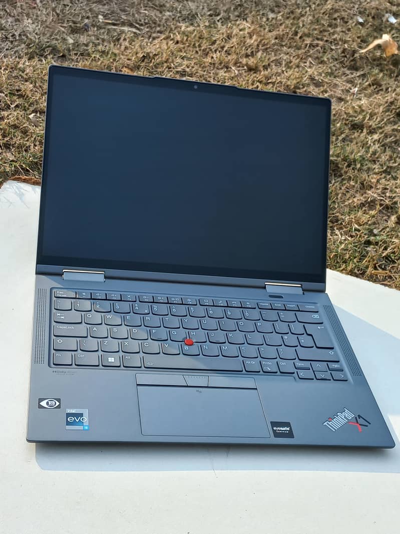 lenovo x1 carbon Gen 10 core i5 12th gen | Touch 360 | 10/10 like new 10