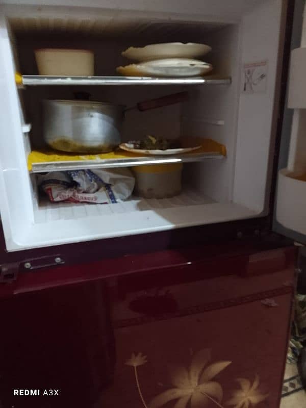 Orient fridge 10 by 10 4