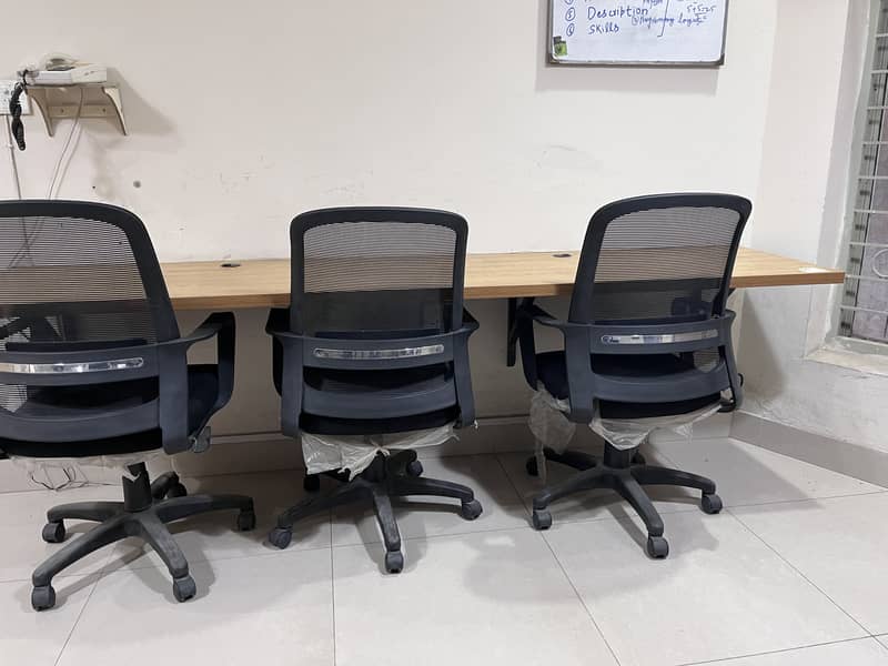 4 Revolving office chair, Mesh Chair, study Chair, Almost New 1