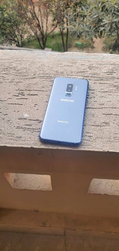 s9 plus 1