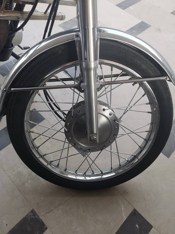 CG 125 NEW CONDITION 6