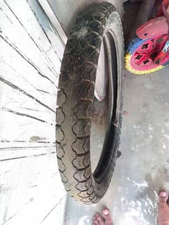 125 tyre hai oky condition me