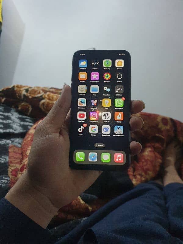 iPhone 11 Pro Max 64gb Factory unlock 7