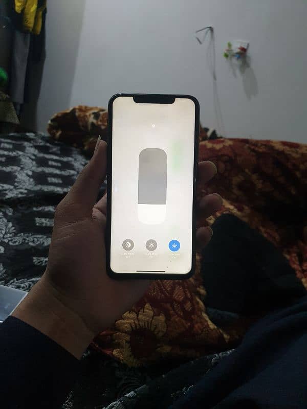 iPhone 11 Pro Max 64gb Factory unlock 8