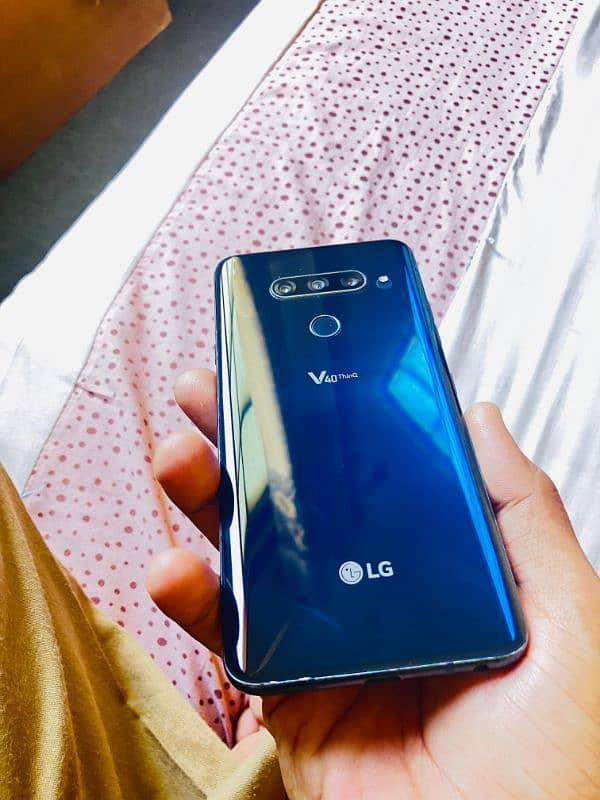 lg v40 thinq non pta 4