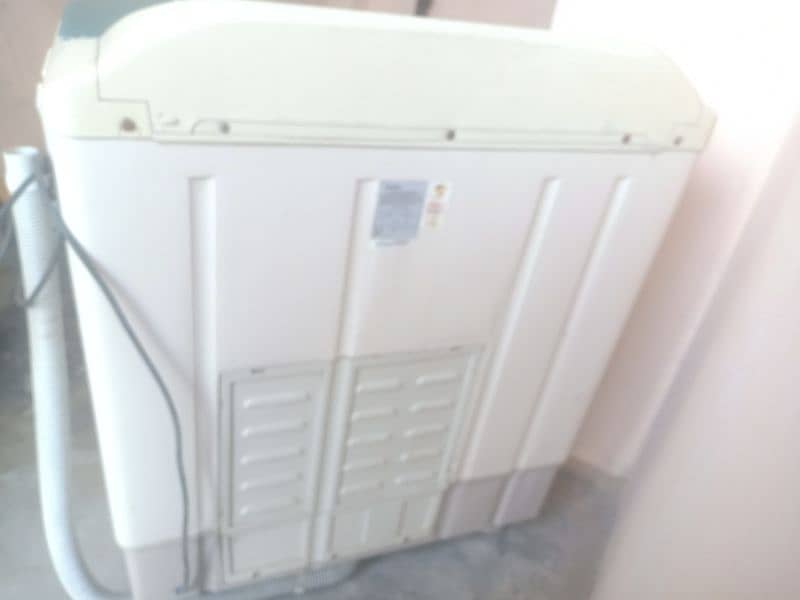 Haier washing & dryer machine 4