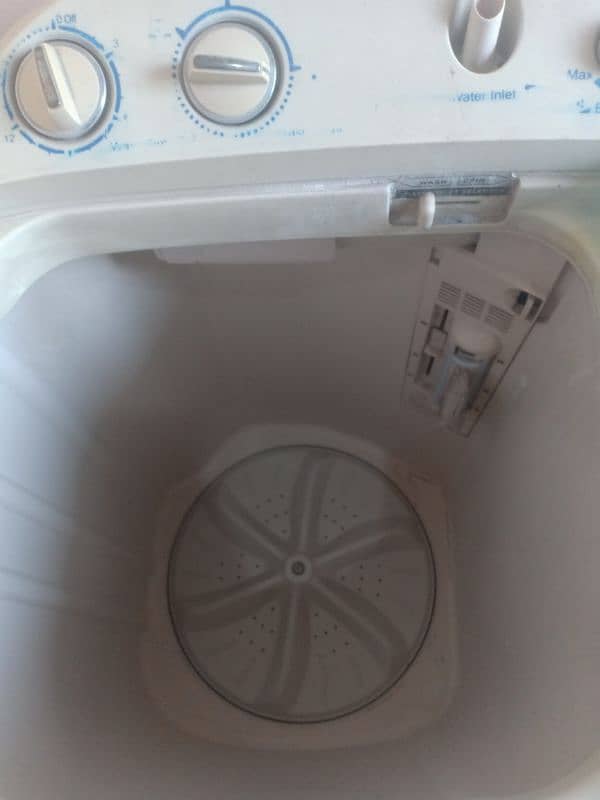 Haier washing & dryer machine 5