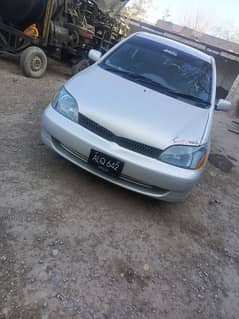 Toyota Platz 2001