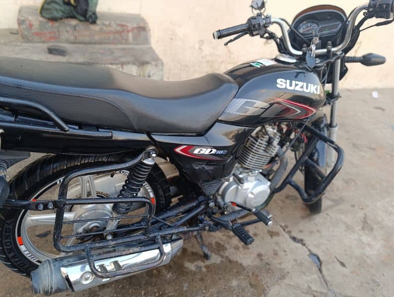 selling my Suzuki GD 110 model 2022 3