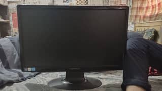 22 inch LCD 10/10