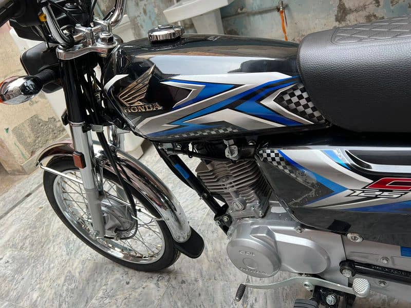 honda 125 2025 model applied for leter kata huwa hy 14