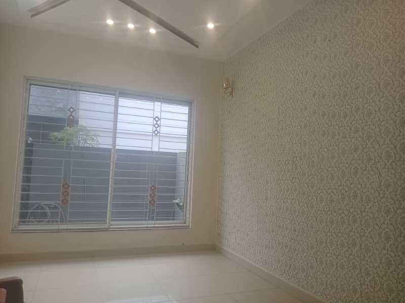 10 Marla Corner Like Brand New House Available For Sale 5