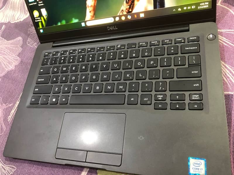 Dell Latitude 7400 i7 8th Gen 7