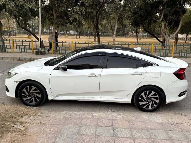 Honda Civic Oriel 2018 6