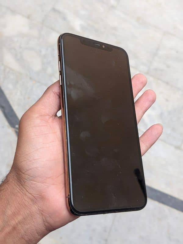 iPhone xs max urgent sale 1