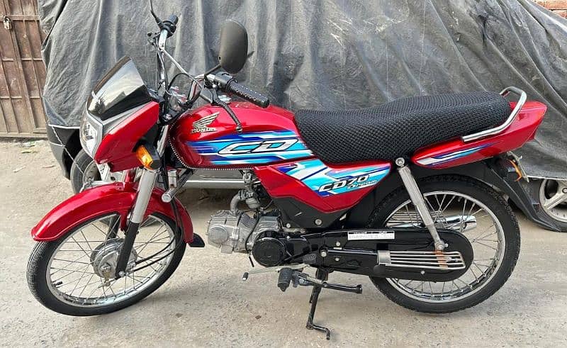 Honda CD 70 Dream Model 2024 Scratch Less Bike 8