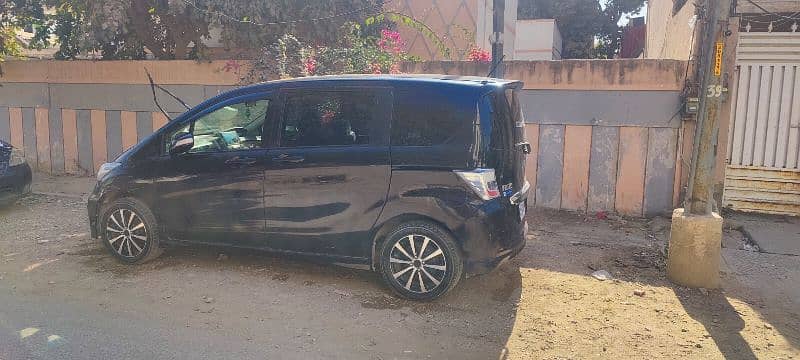 Honda Freed 2012 2