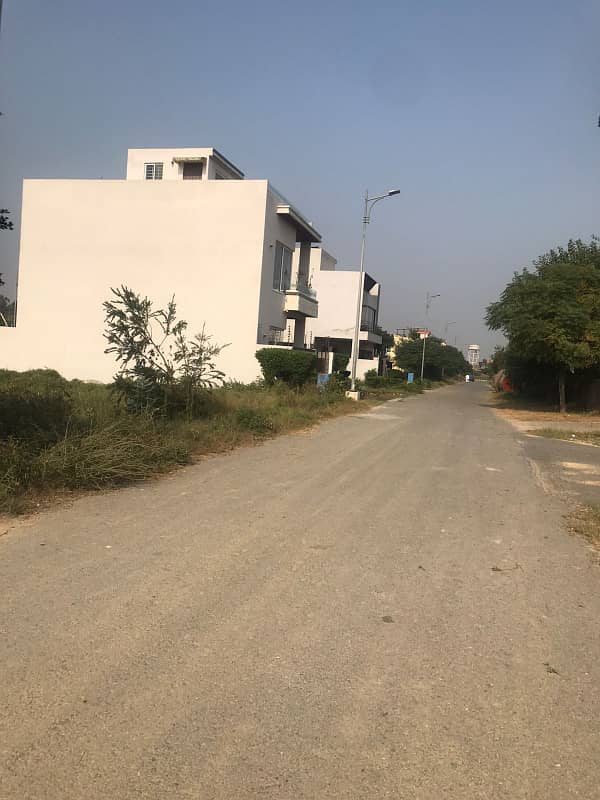 70'ft Road Direct approach 5 Marla Residential Possession Plot For Sale 2