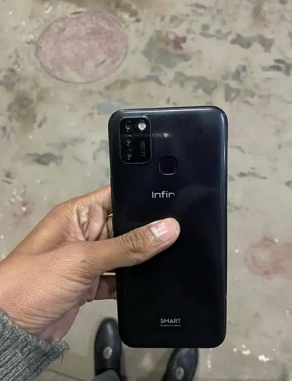 Infinix smart 6 3/64 Exchange ho jay ga 0