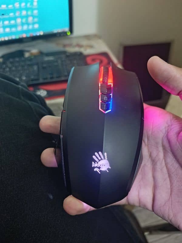 BLOODY A70 GAMING MOUSE 1