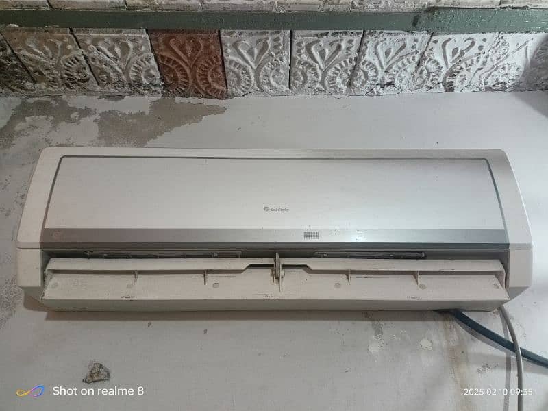 Gree 1 ton inverter AC 0